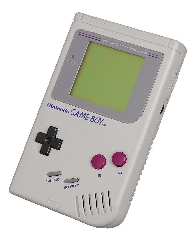Nintendo GameBoy выпущенный в 1989 г.